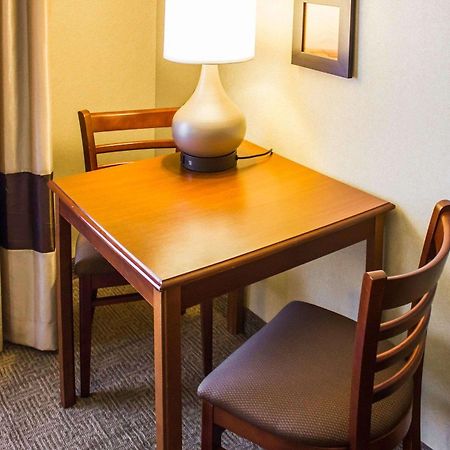Comfort Inn Guilford Near I-95 Exteriér fotografie