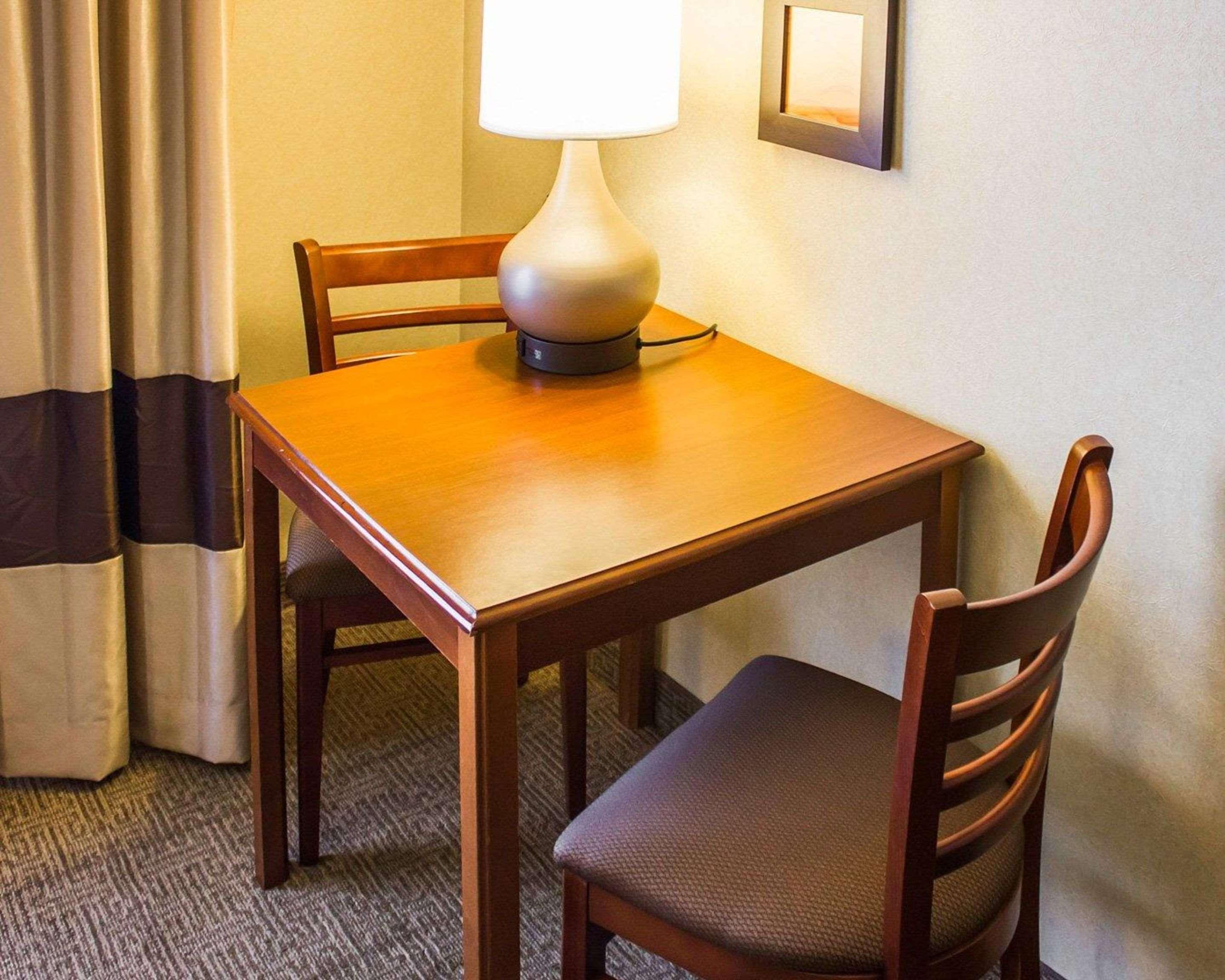 Comfort Inn Guilford Near I-95 Exteriér fotografie