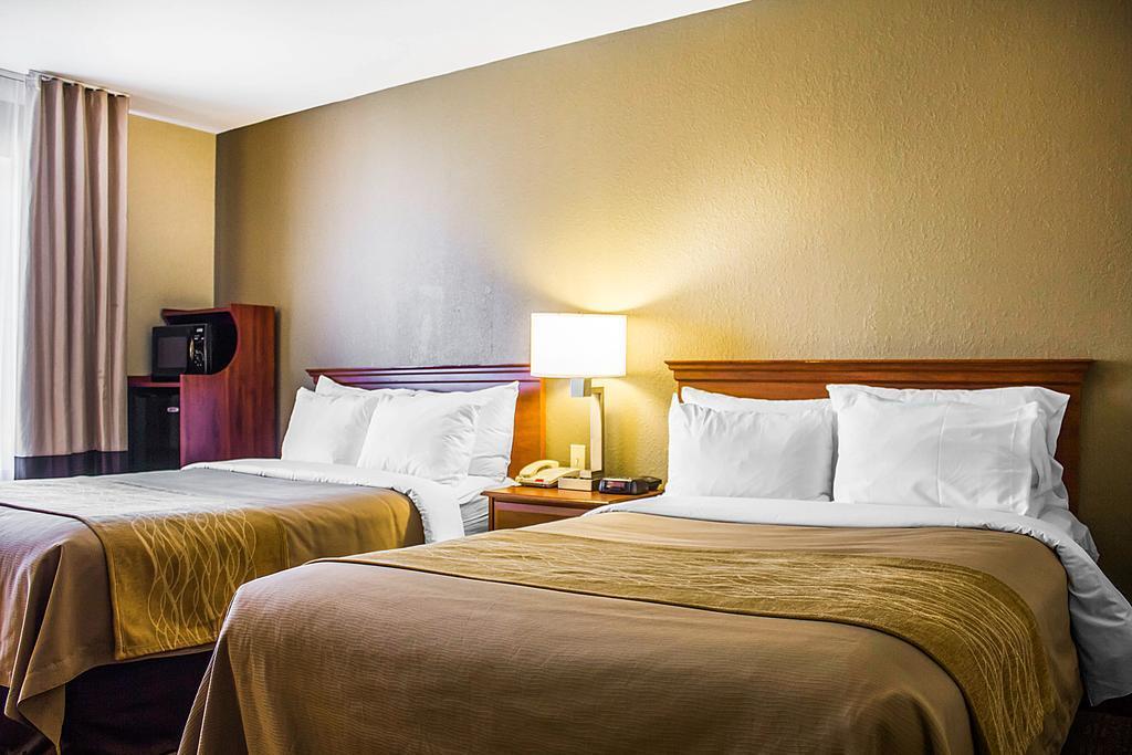 Comfort Inn Guilford Near I-95 Exteriér fotografie