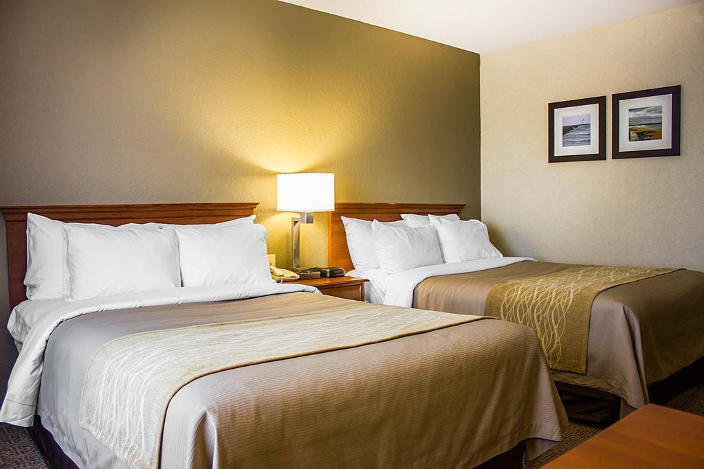 Comfort Inn Guilford Near I-95 Exteriér fotografie