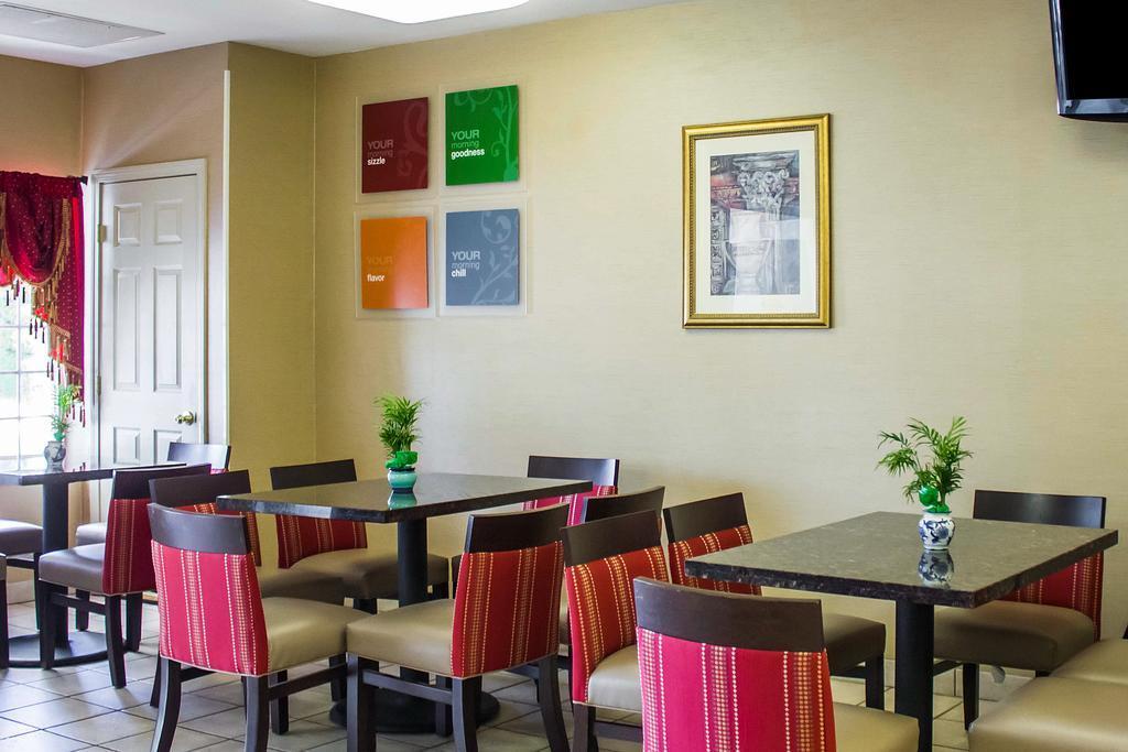 Comfort Inn Guilford Near I-95 Exteriér fotografie