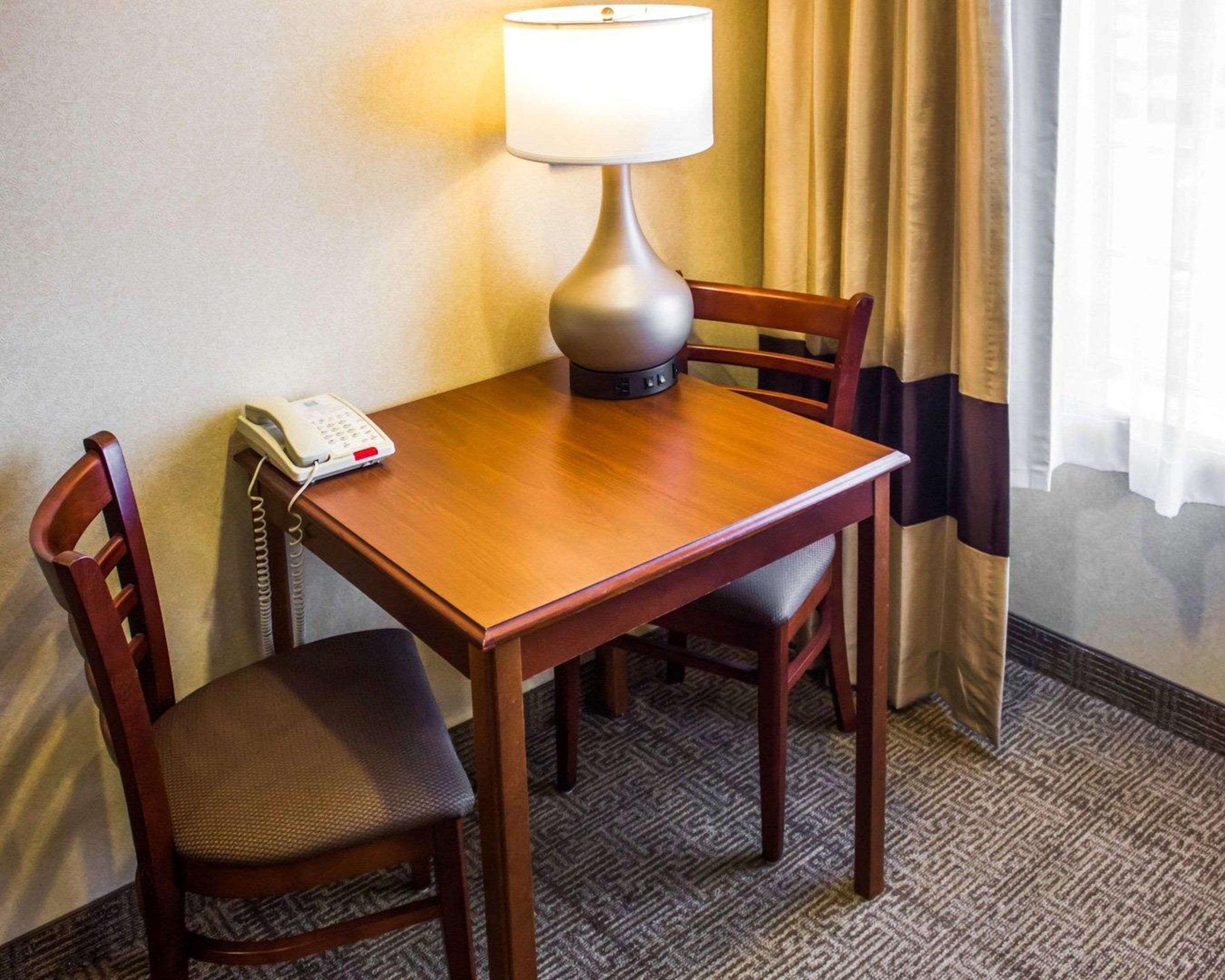 Comfort Inn Guilford Near I-95 Exteriér fotografie