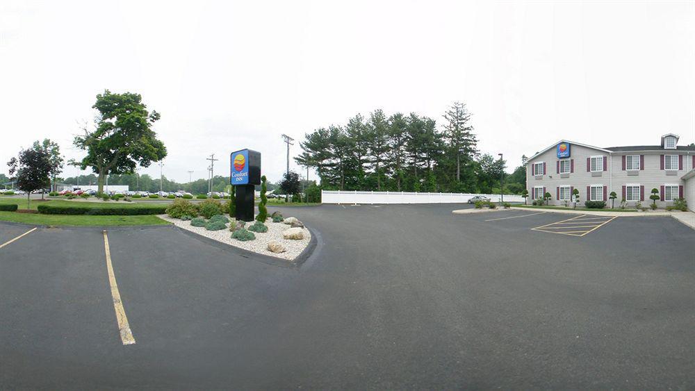 Comfort Inn Guilford Near I-95 Exteriér fotografie